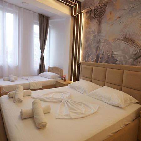 Golden Sleep Hostel Shkodër 외부 사진