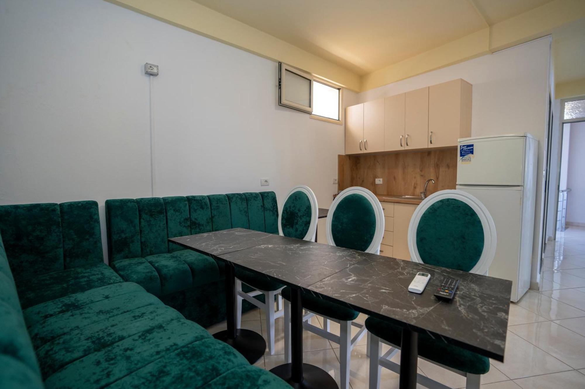 Golden Sleep Hostel Shkodër 외부 사진