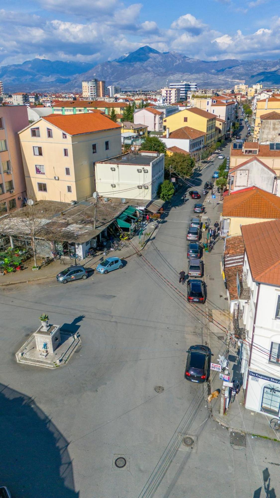 Golden Sleep Hostel Shkodër 외부 사진